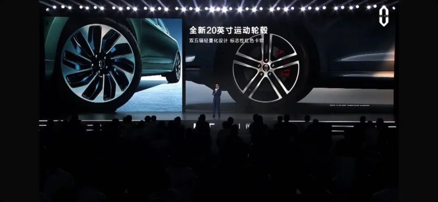 25.98万起！续航提升至1455km，问界M5标准版开启预售