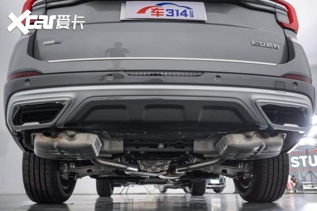 35万买大六座SUV,全新探险者对比理想ONE,选谁?