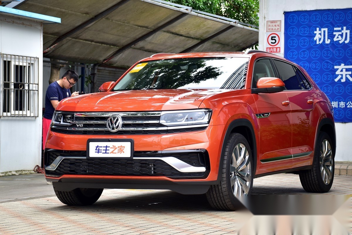 途昂X实车对比途昂 30万出头的预算你会选择哪台？