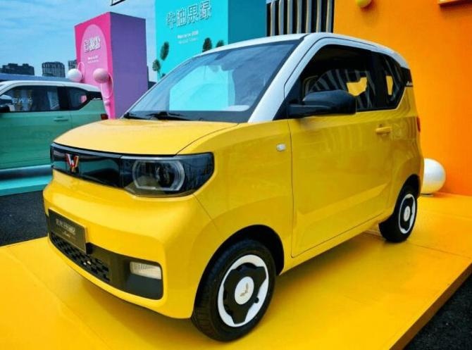 宏光MINI.jpg