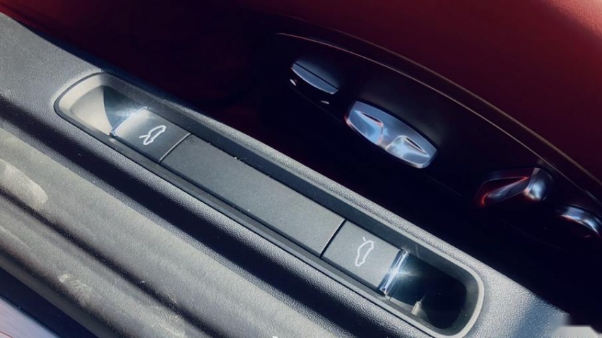 渣男：家庭就是累赘？聊聊保时捷718 Boxster