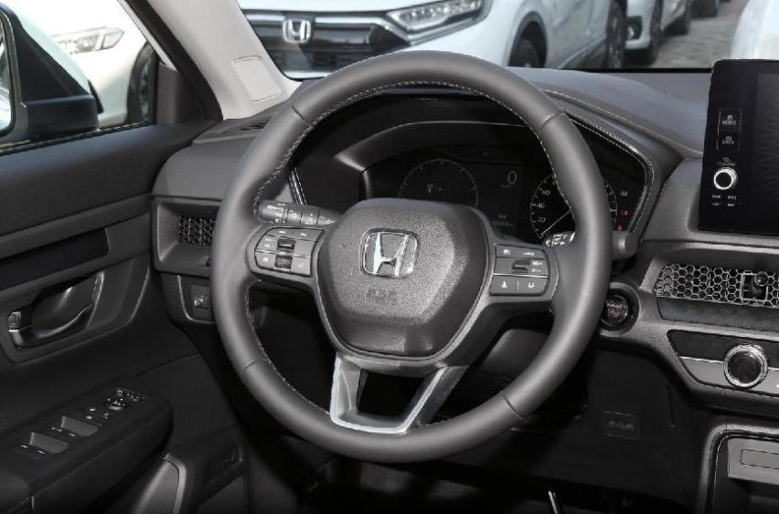 三车横评！本田CR-V、丰田RAV4荣放、途观L都有什么差距？