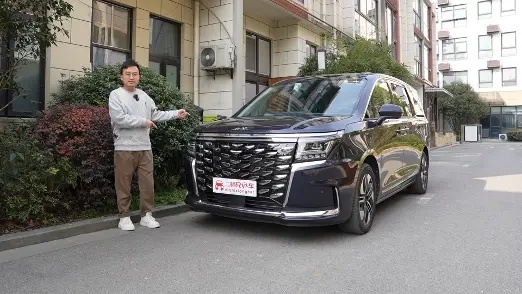 全家踏青还在选SUV？智能插混MPV瑞风RF8来了，开的放心坐的舒心