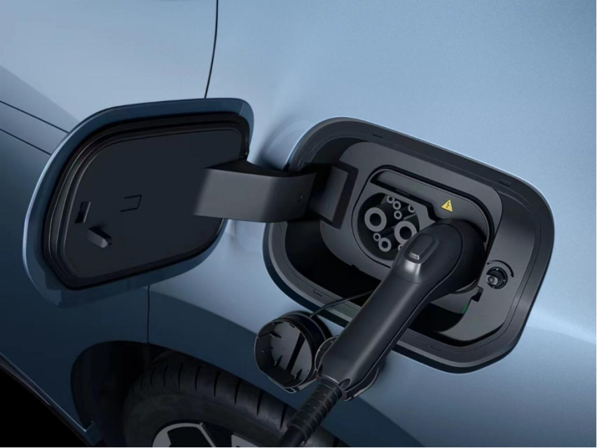 新世代国产专属潮流插混B级轿车，这活儿还得领克来干