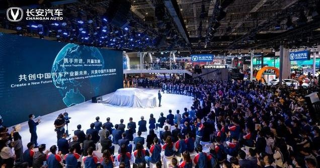 第二代CS55PLUS发布，新能源车在路上！长安汽车动作不断