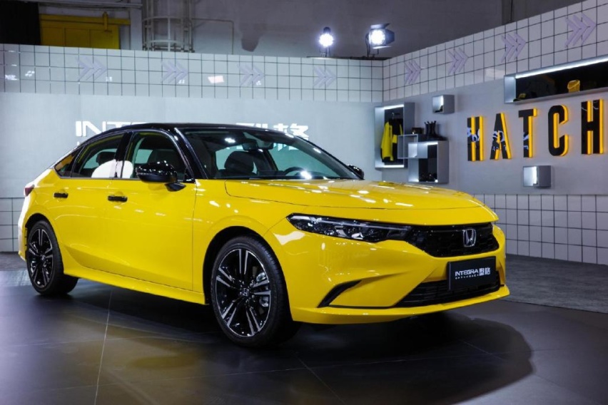 试驾型格HATCHBACK混动版：比高尔夫油耗更低、空间更大