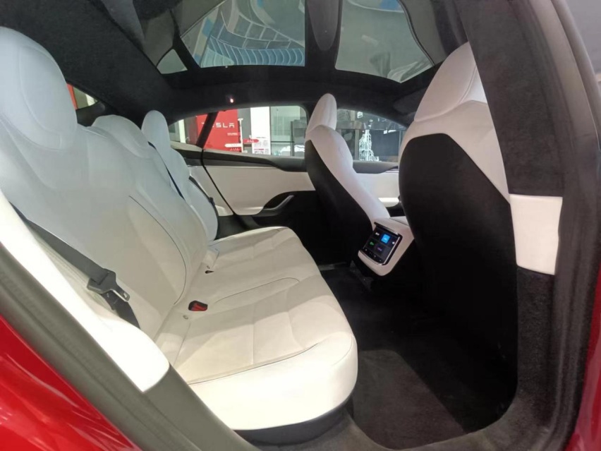 特斯拉Model S Plaid  智能性能双魔兽