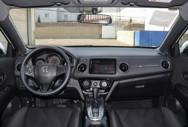 三大理由95后车主放弃XR-V、C-HR 选择长安UNI-T