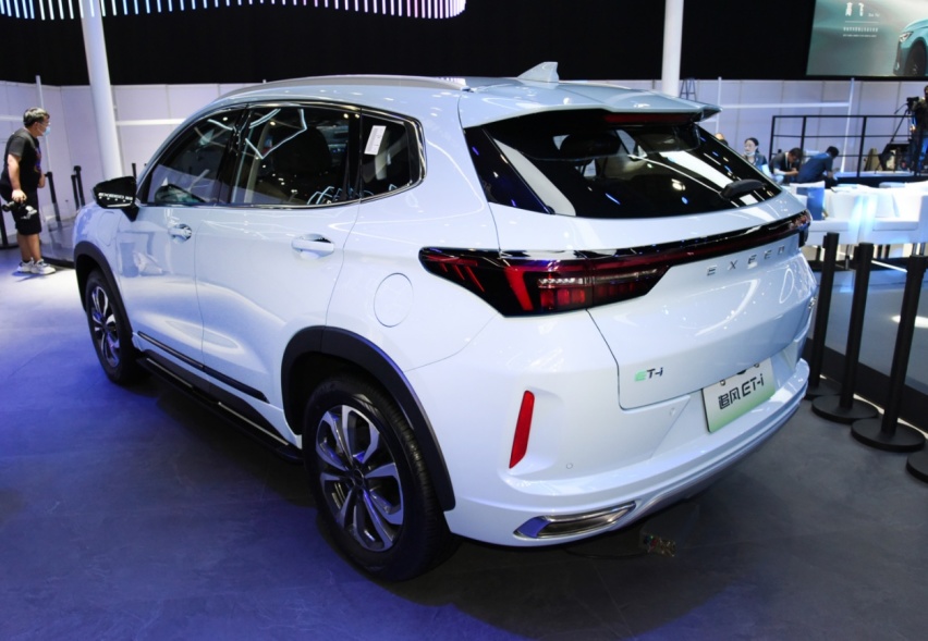 16万买车绕不开的4款插混SUV，奇瑞、领克、比亚迪、星途你选谁？