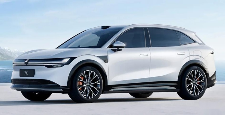 「围攻」Model Y，自主品牌吹响集结号？