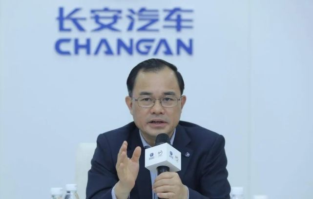 朱华荣之后王俊再谈高端品牌，长安汽车为何不急于跟风冒进？
