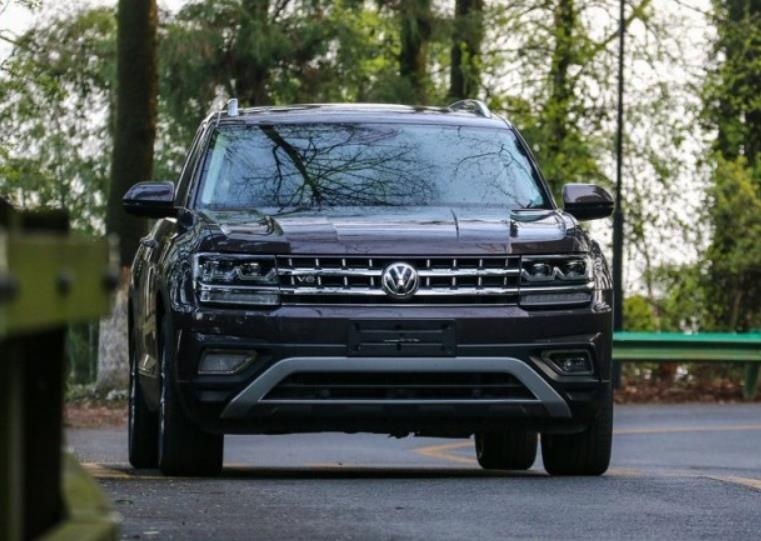 家用中大型七座SUV，福特探险者和大众途昂怎么选？