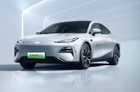 广州车展值得看的“顶流新车”，吉利银河E8首次公开亮相