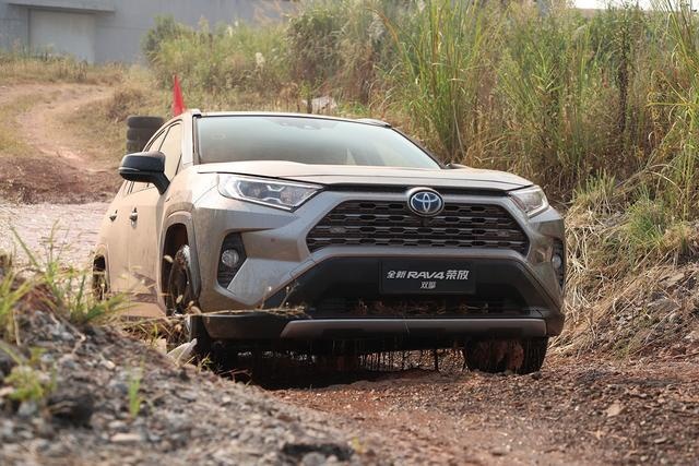 它真敢要CR-V的命吗？全新丰田RAV4荣放实际蜕变有多少