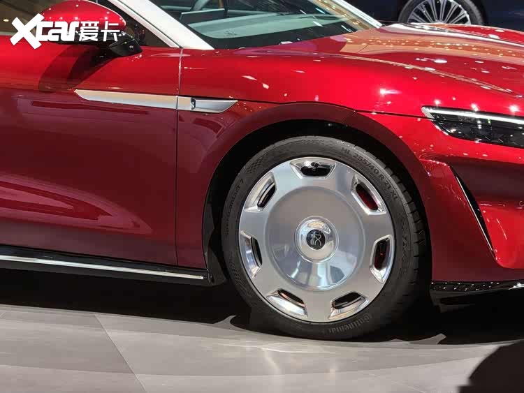 比亚迪大汉EV在成都车展上开启预售，预售价24.99万元起