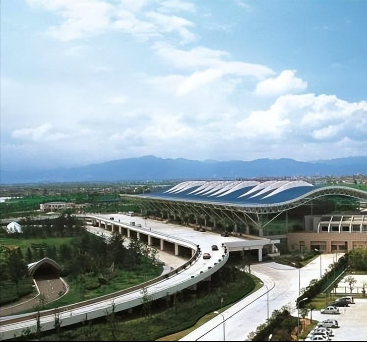 宁波栎社机场停车场怎么收费，宁波栎社机场省钱停车攻略请查收