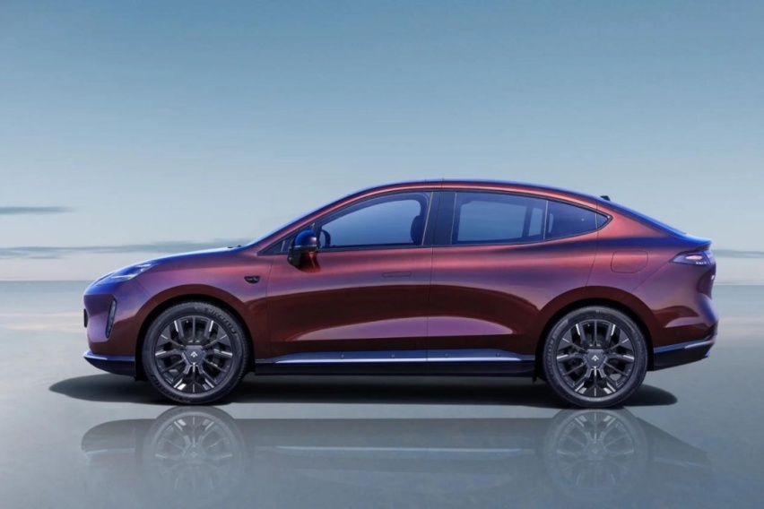 Model X平替！中大型纯电SUV昊铂HT预售价22万？