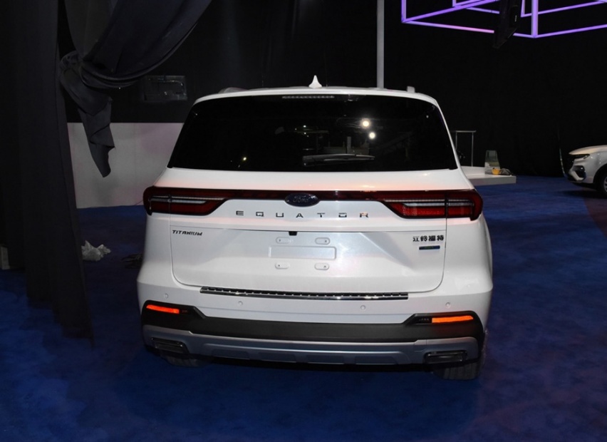 江铃福特的7座车，领裕仅18.98万起，已经低到接近国产车了