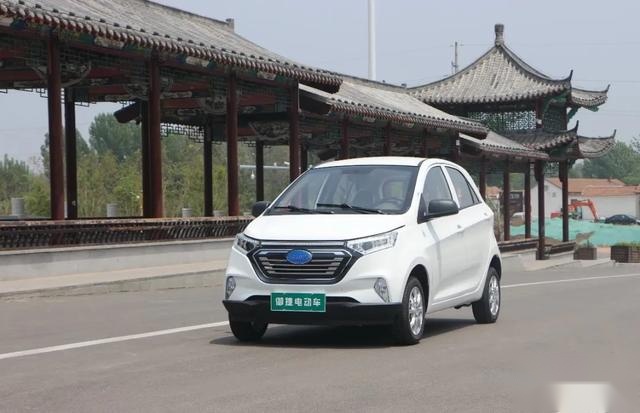 谁说只能开“老头乐”？中国车企该如何为农村兄弟造电动车