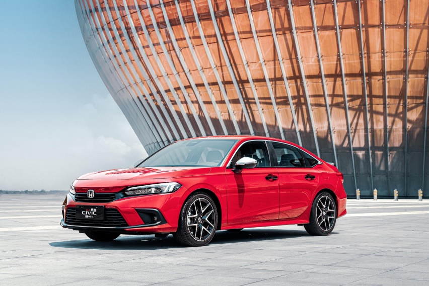 东风Honda思域e:HEV：绿牌运动家轿的内卷王