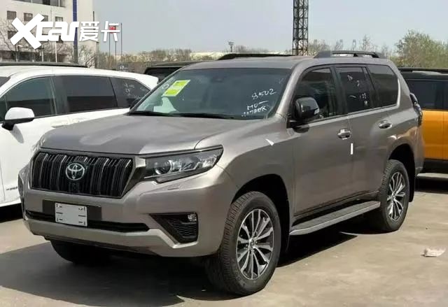 80万元买"霸道"?2.8t柴油版普拉多现身,这售价让人懵了