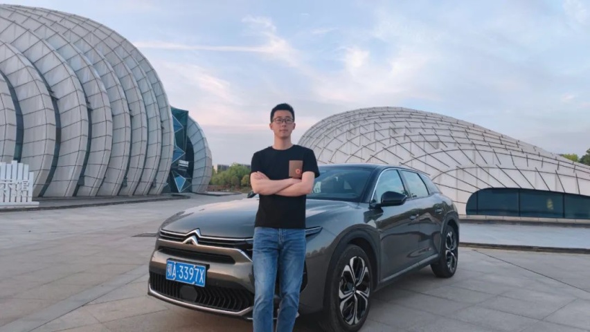 凡尔赛C5 X深度体验，A+级车的价格B级车的实力？
