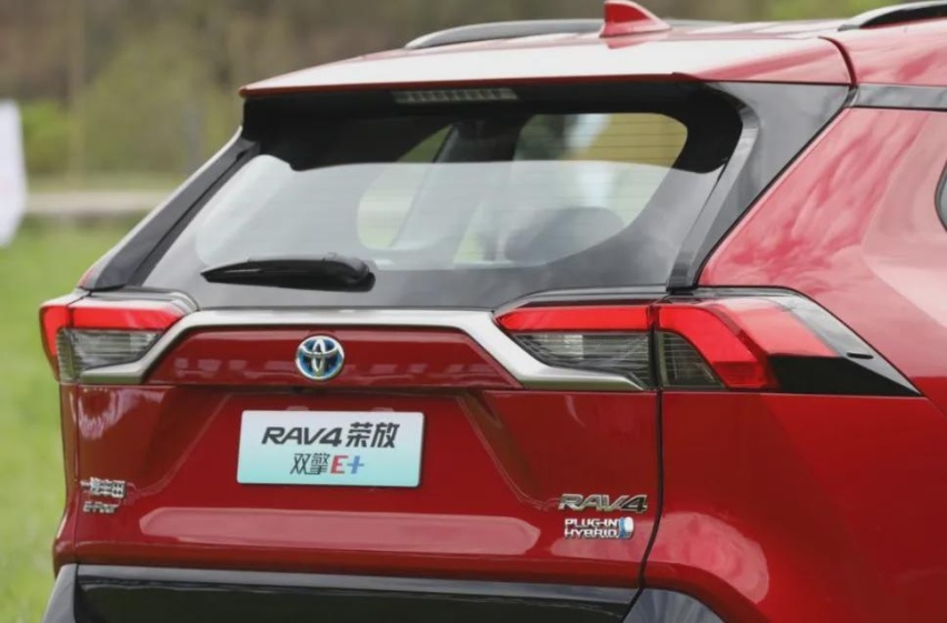 插混版RAV4荣放来了，24.88万起，纯电续航95公里！
