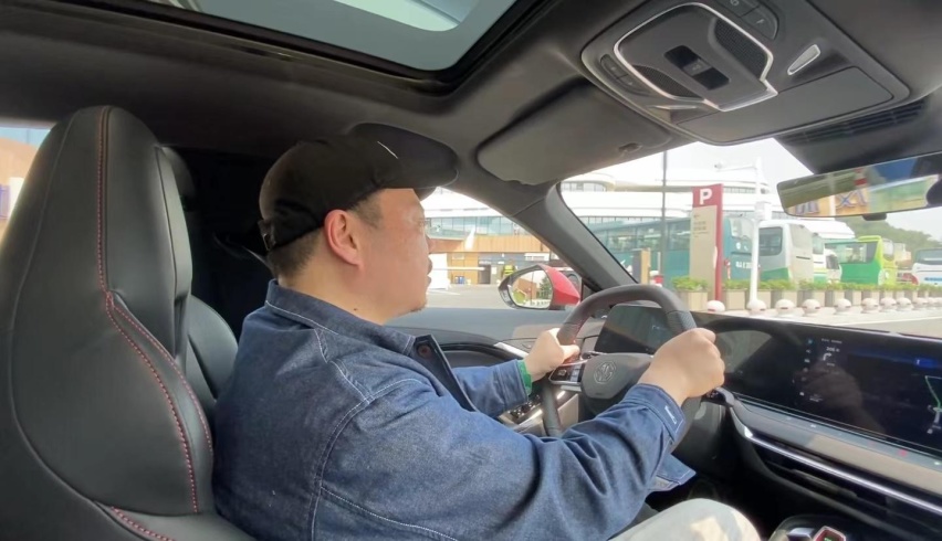 试驾名爵MG7，颜值高的家用车就是花瓶？