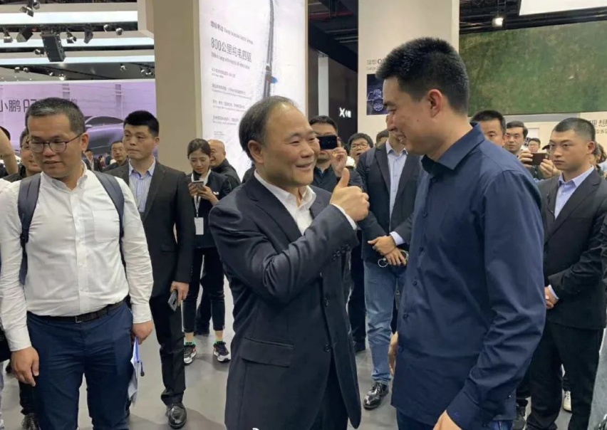 理想 ONE 第 10000 辆下线；特斯拉下调部分产品售价