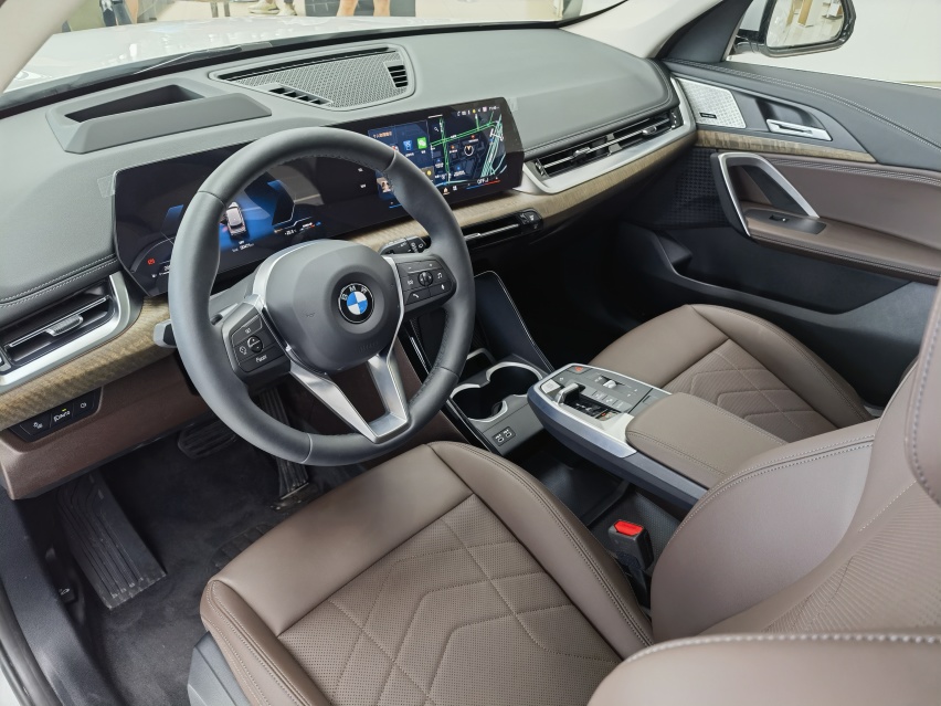 尺寸提升，智慧升级，全新BMW X1尽显卓越质感