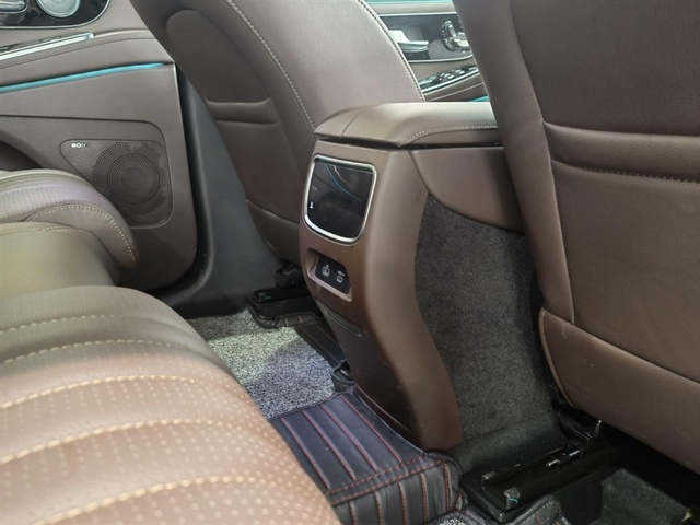 还执着汉兰达？预算20来万买大七座SUV，新一代星途揽月可看看