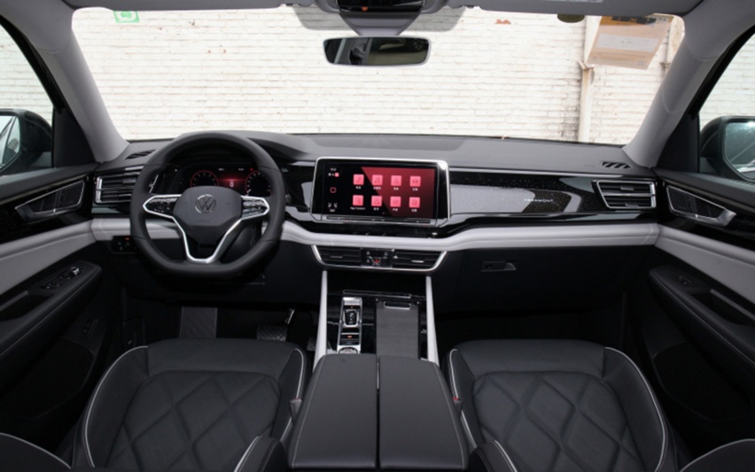 30万预算想买空间大SUV，丰田汉兰达对比大众途昂，选谁？