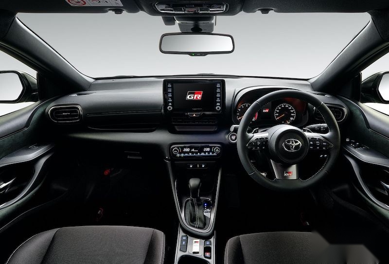 2021-Toyota-GR-Yaris-RS-JDM-spec-3.jpg