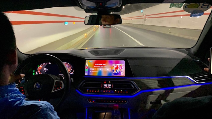 标配激光大灯的中大型SUV！开上TA才懂啥叫豪华又运动