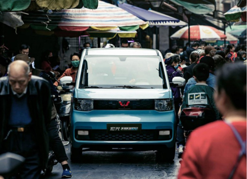 3万预算也能上绿牌 宏光MINI EV 20天销量破万
