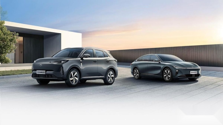 长安启源双车齐发：全新SUV Q05上市，主力轿车A07加推