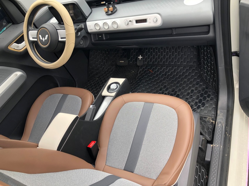 试驾帅酷街头小王子——宏光MINI EV GB版