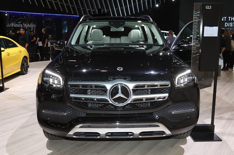 全新奔驰GLS 450实车