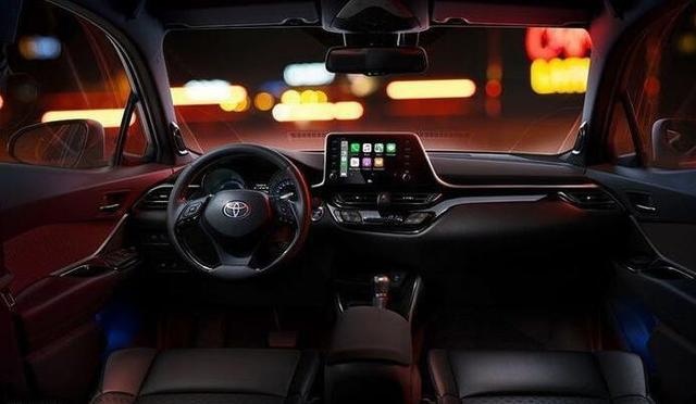 新款丰田C-HR车型海外市场开售 搭载2.0L混动系统