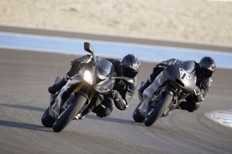凯旋MOTO2三缸赛车市售版登场