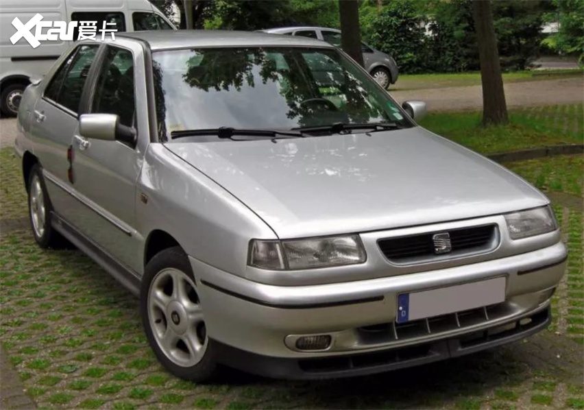 英格尔因出生在南汽这个正宗国企属于正规军,也正是因为南汽这个正宗