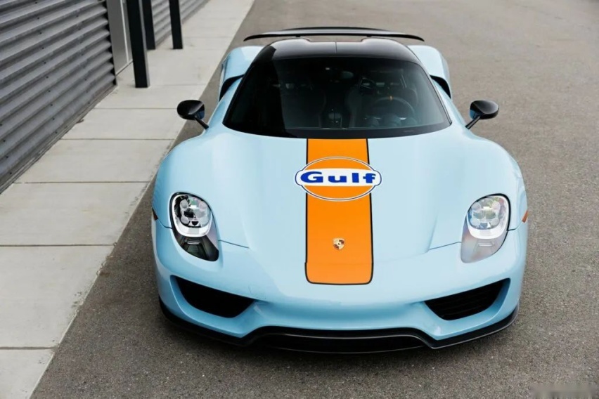 仅有2台的特别定制Gulf版保时捷918 Spyder
