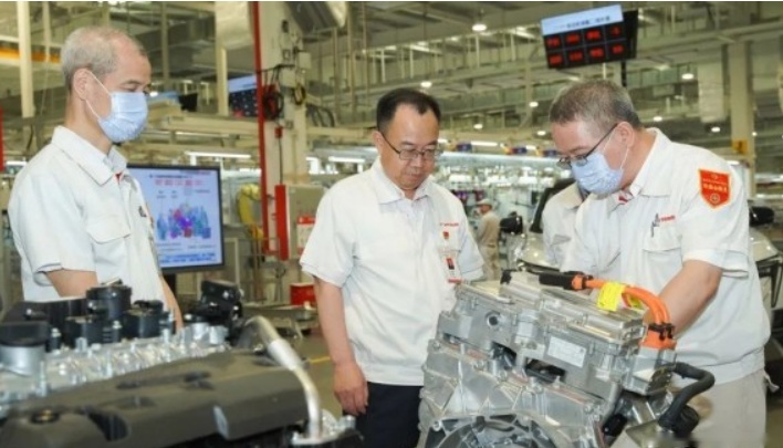 广汽传祺钜浪混动GMC2.0正式量产下线
