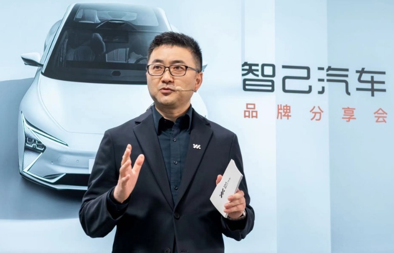 LS7盲订破“万”台，实则仅千台，智己注定要走冷门路线？
