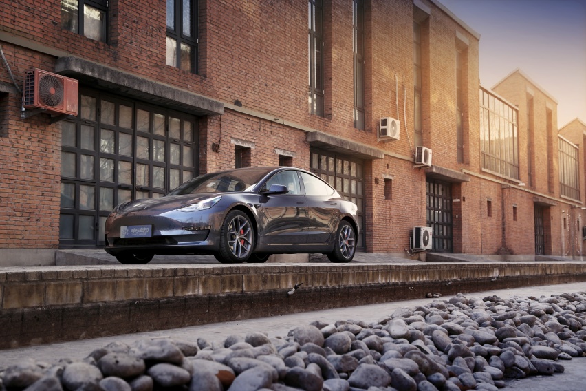 入手的最佳时机?——深度试驾特斯拉Model 3高性能版