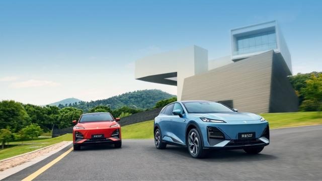 深蓝S07智驾实力比肩特斯拉，至高限时优惠8000元