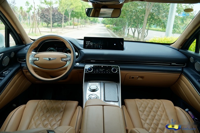 豪华旗舰 细腻时髦 试驾捷尼赛思GV80中大型SUV