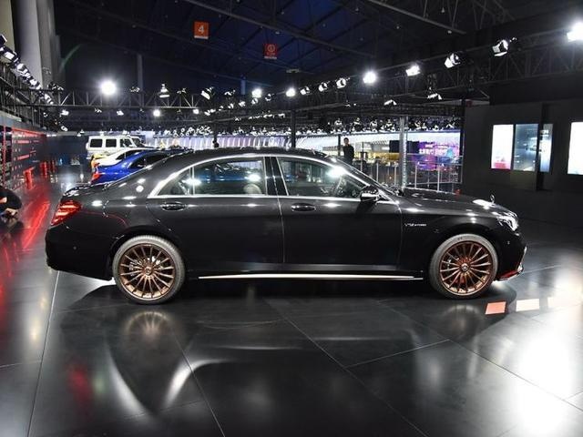 2019成都车展上，梅赛德斯AMG S 65典藏版国内首亮相