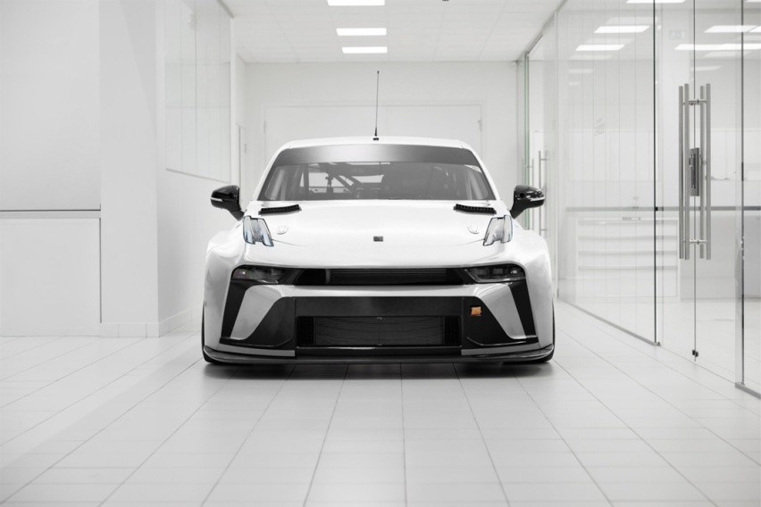 依旧是夺冠热门 全新领克03 TCR赛车亮相 14.8万欧元起售