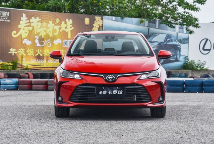 落地15万以内，又要家用又要讨年轻人喜欢，除了卡罗拉还有谁？